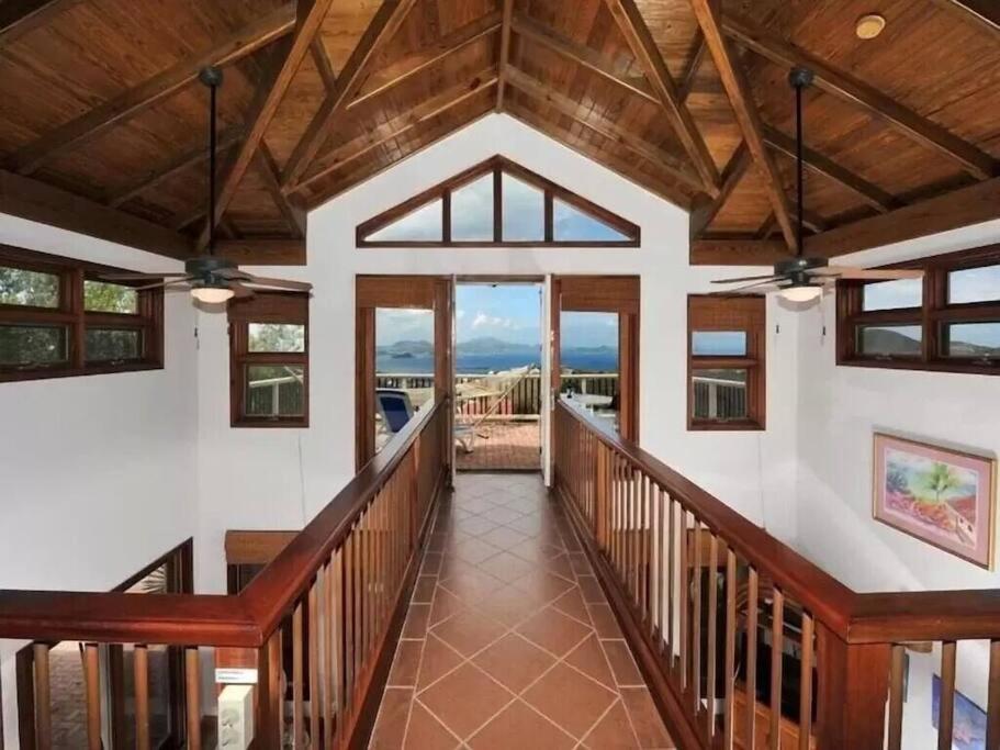 Cielo Vista Villa 3 Bdrm Sleeps 6 Heavenly ViewCruz Bay エクステリア 写真